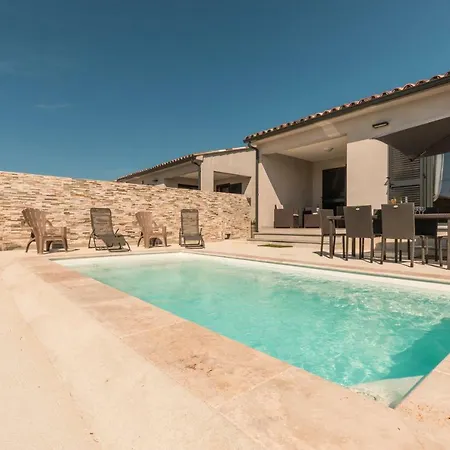 Le Domaine De Marie *